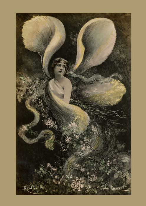 Carte postale ancienne avec Jeanne Helbling