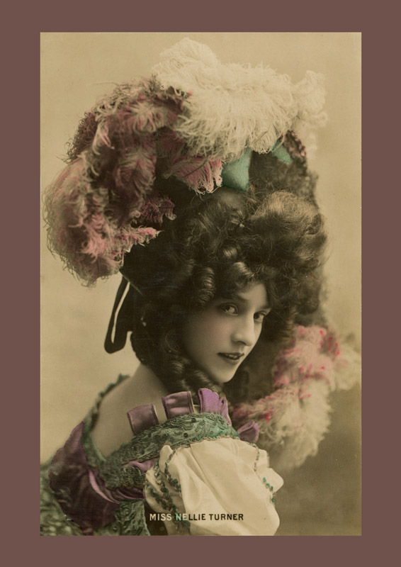 Carte postale ancienne avec Jeanne Helbling