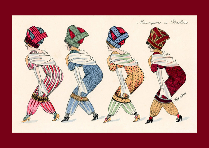 Carte postale illustrée de la Belle Époque signée Xavier Sager représentant quatre élégantes de profil, coiffées de chapeaux richement décorés.